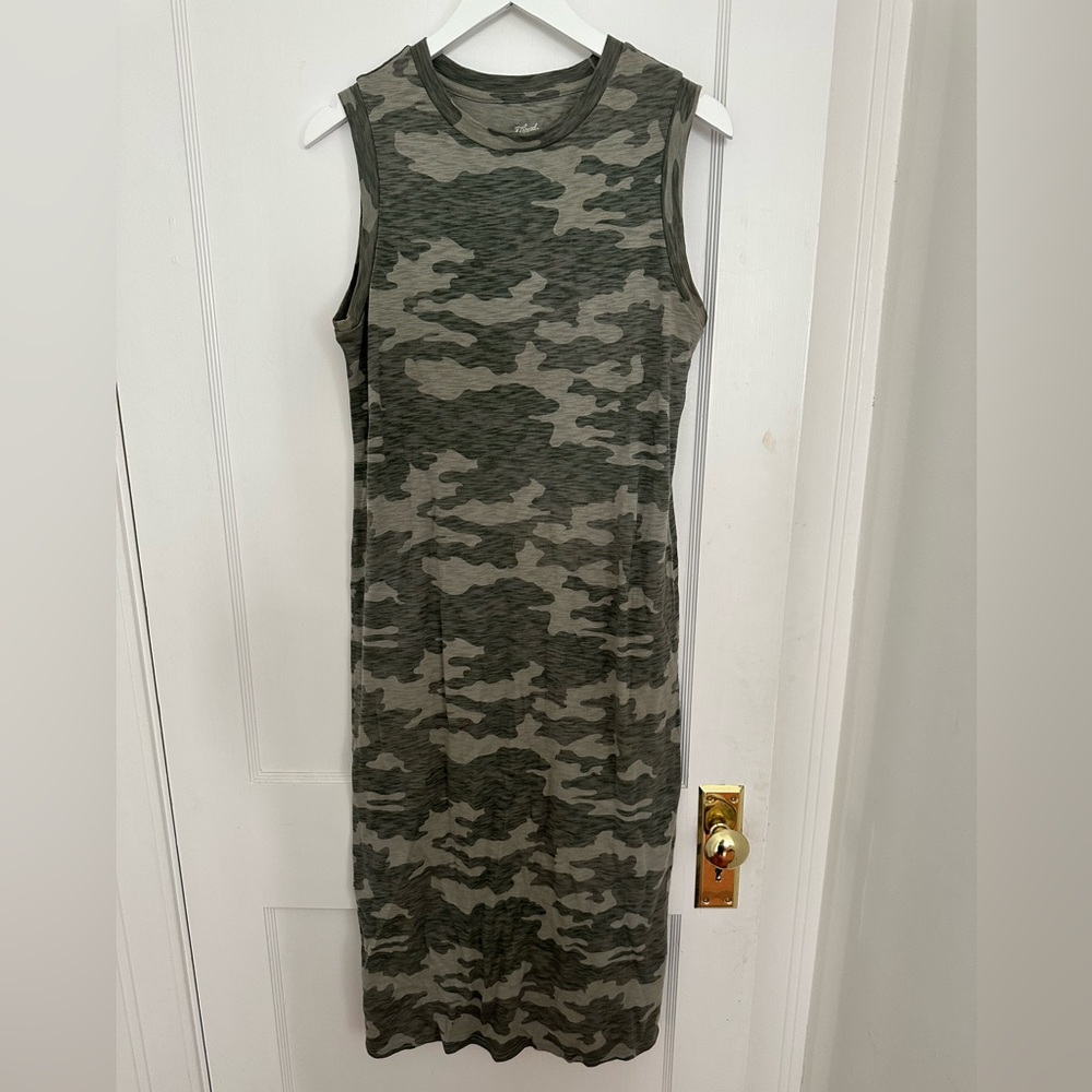 Universal thread camo maxi dress